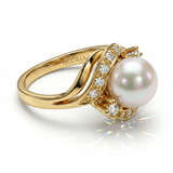 Chic Pearl & Radiant Gold Ring