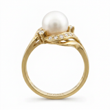 Chic Pearl & Radiant Gold Ring
